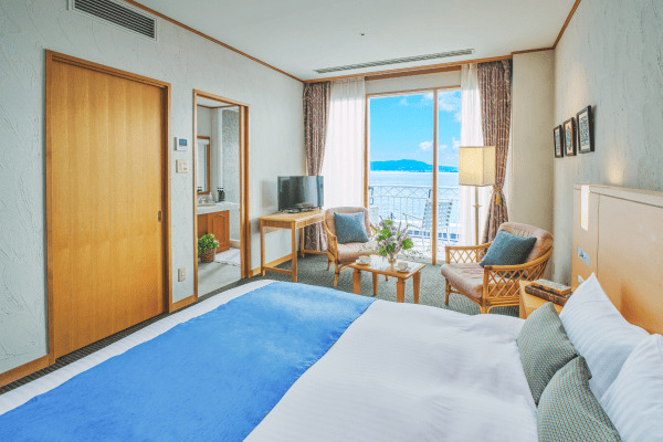 DOUBLE ROOM / 더블룸